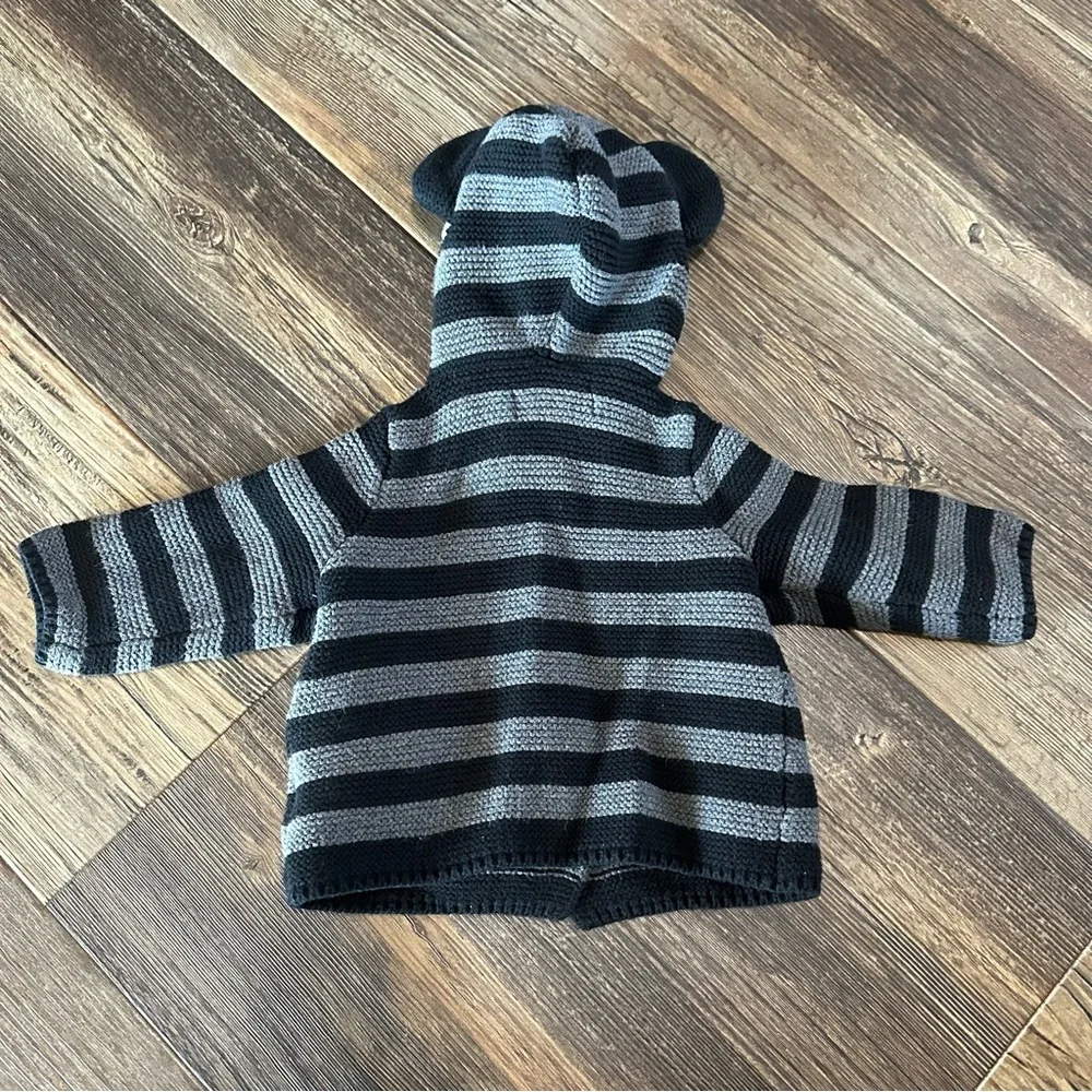 Disney baby GAP boys 3-6 mo hooded Mickey Mouse striped button up sweater